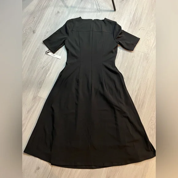 Maggy London Classic Black Midi Dress - Picture 10 of 13